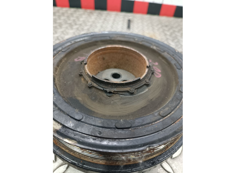 Шкив коленвала к BMW 3 E90/E91/E92/E93, 2009г.