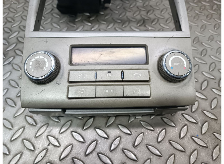 Блок управления печки/климат-контроля к Geely Emgrand EC7, 2012г.