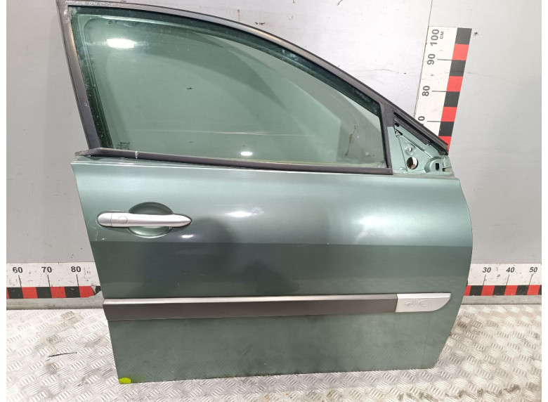 Дверь передняя правая к Renault Megane, 2005г.