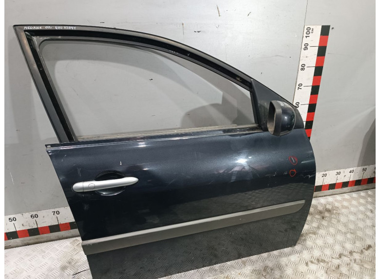 Замок двери передней правой к Renault Megane, 2005г.