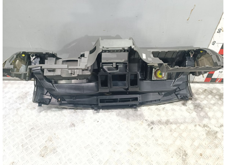 Панель передняя салона (торпедо) к Geely Emgrand EC7, 2012г.