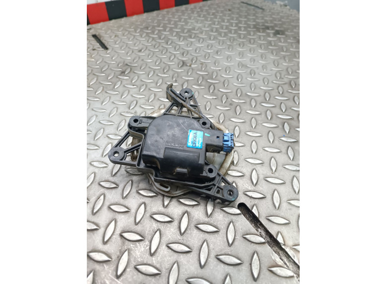 Моторчик заслонки печки к Geely Emgrand X7, 2015г.