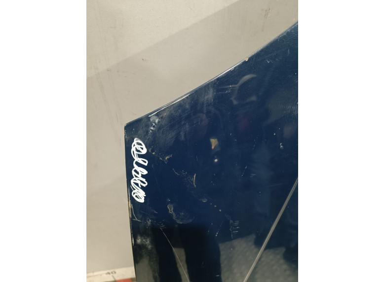 Капот к Ford Fiesta, 2001г.