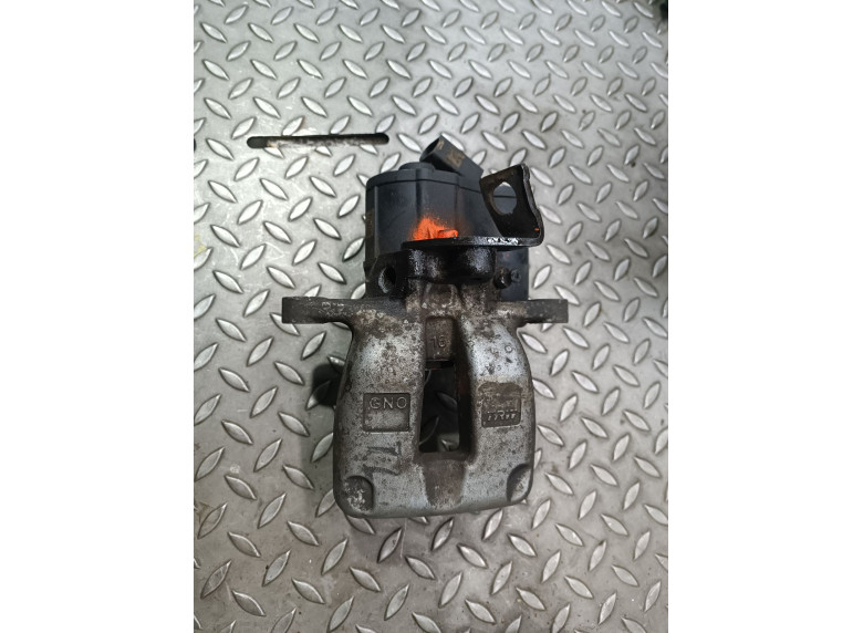 Суппорт задний левый к Volkswagen Passat, 2008г.