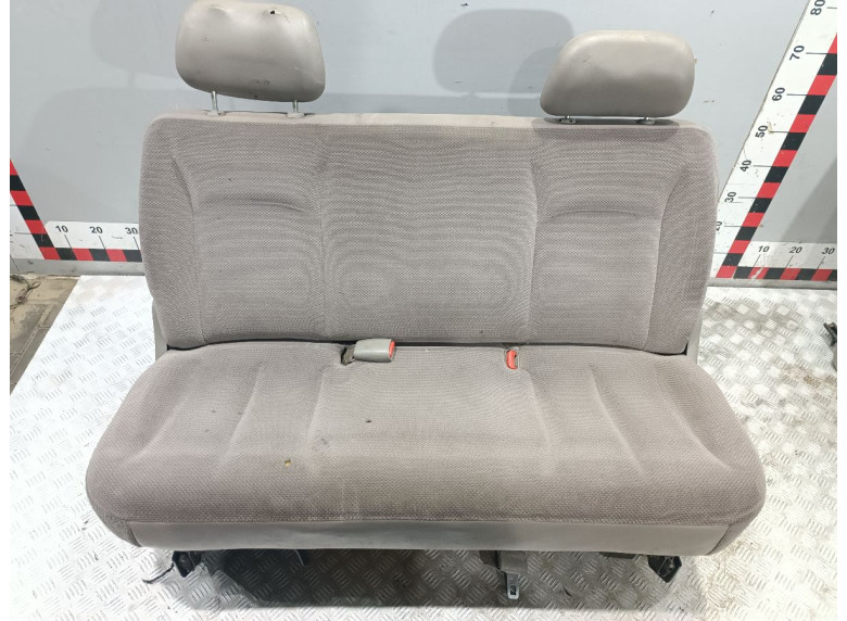 Сиденье заднее к Chrysler Voyager, 2001г.