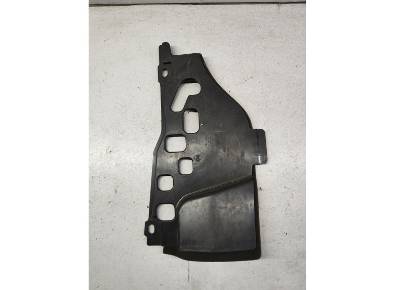 Накладка декоративная на торпедо к Opel Astra, 2006г.