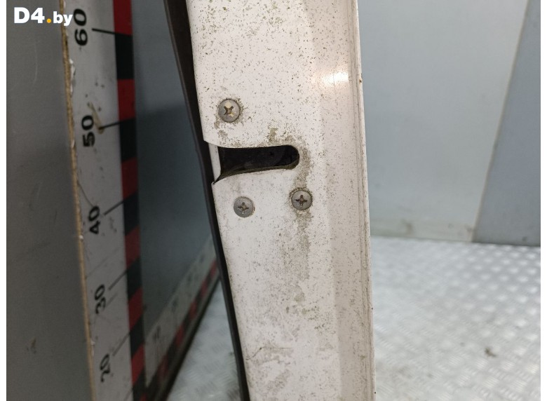 Замок двери задней правой к Nissan Atlas undefined г.