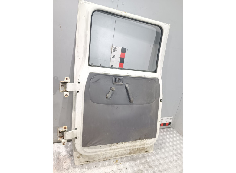 Дверь задняя правая к Nissan Atlas, 2005г.