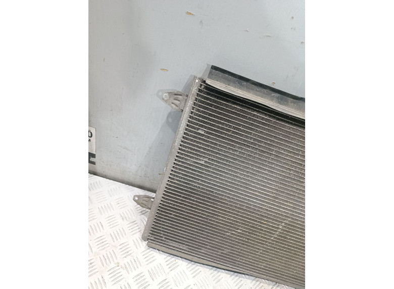 Радиатор кондиционера к Volkswagen Passat, 2007г.