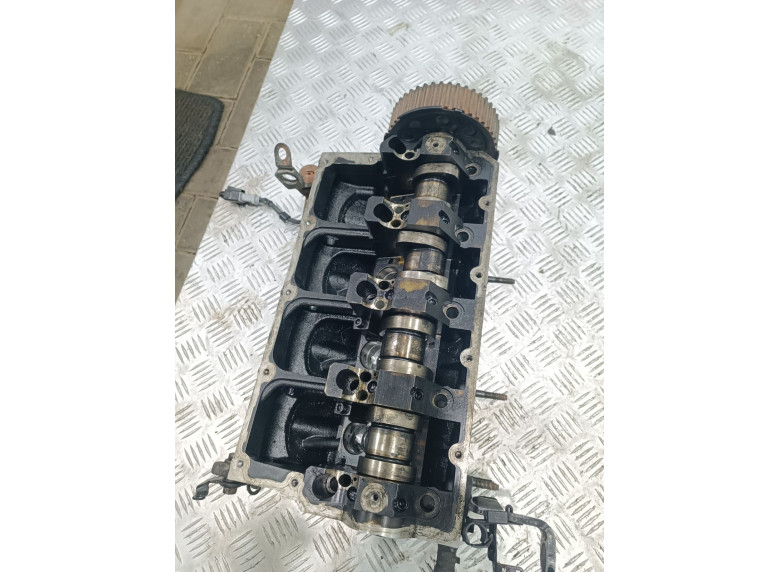 Головка блока цилиндров к Volkswagen Passat, 2008г.