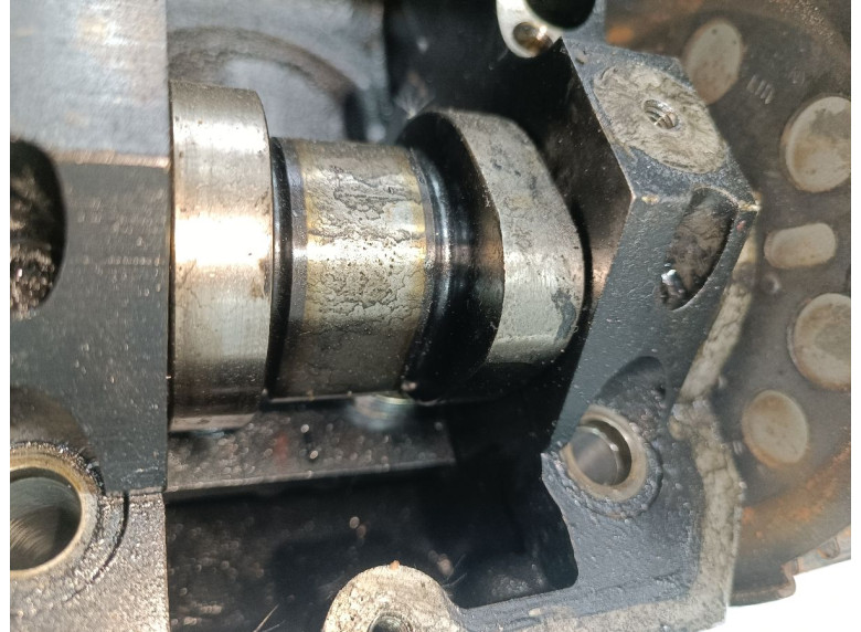 Головка блока цилиндров к Volkswagen Passat, 2008г.