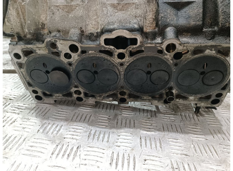 Головка блока цилиндров к Volkswagen Passat, 2008г.