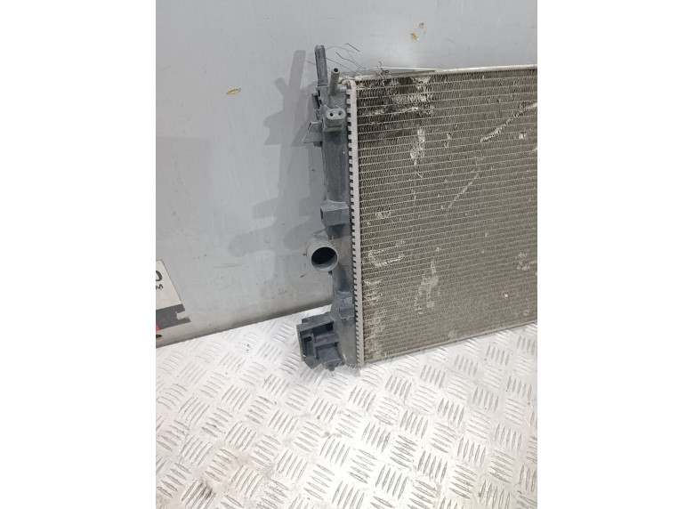 Радиатор (основной) к Opel Signum, 2005г.