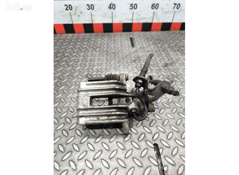 Суппорт задний правый к Volkswagen Golf undefined г.