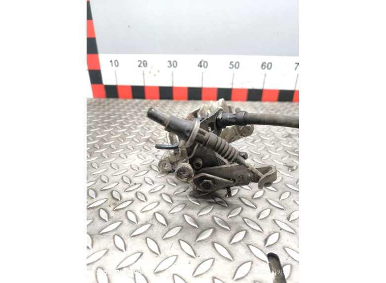 Суппорт задний правый к Volkswagen Golf, 2006г.