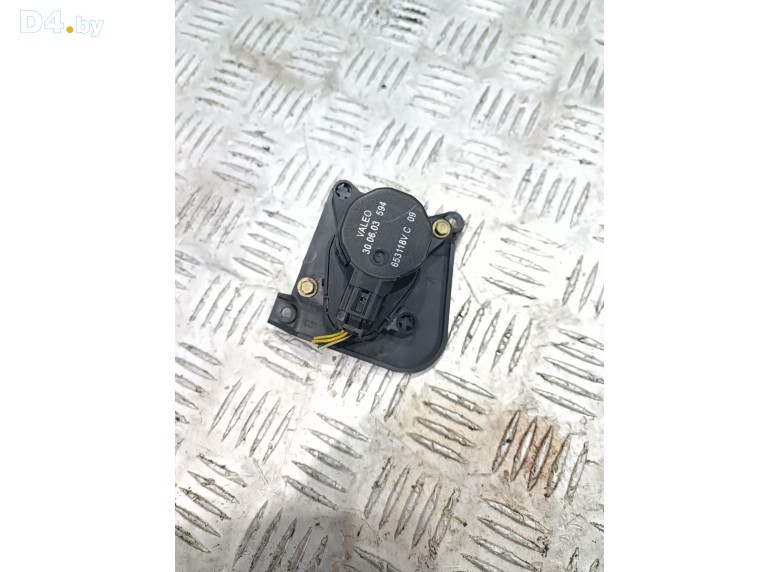 Моторчик заслонки печки к Peugeot 406 undefined г.