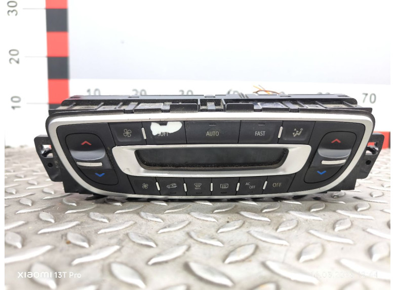 Блок управления печки/климат-контроля к Renault Fluence, 2010г.