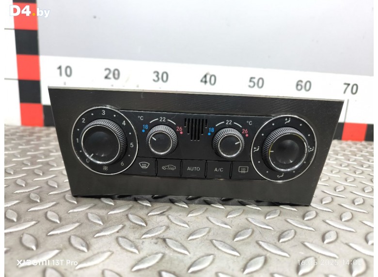 Блок управления печки/климат-контроля к Mercedes CW203 undefined г.