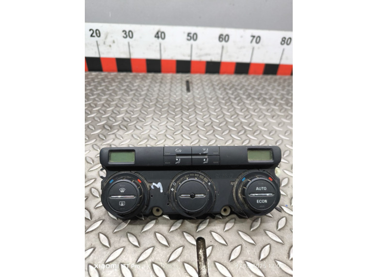 Блок управления печки/климат-контроля к Skoda Octavia