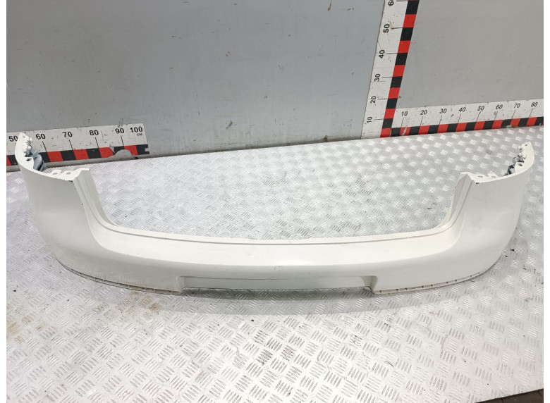 Бампер задний к Volkswagen Golf, 2006г.