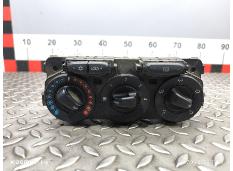 Блок управления печки/климат-контроля к Opel Corsa, 2015г.