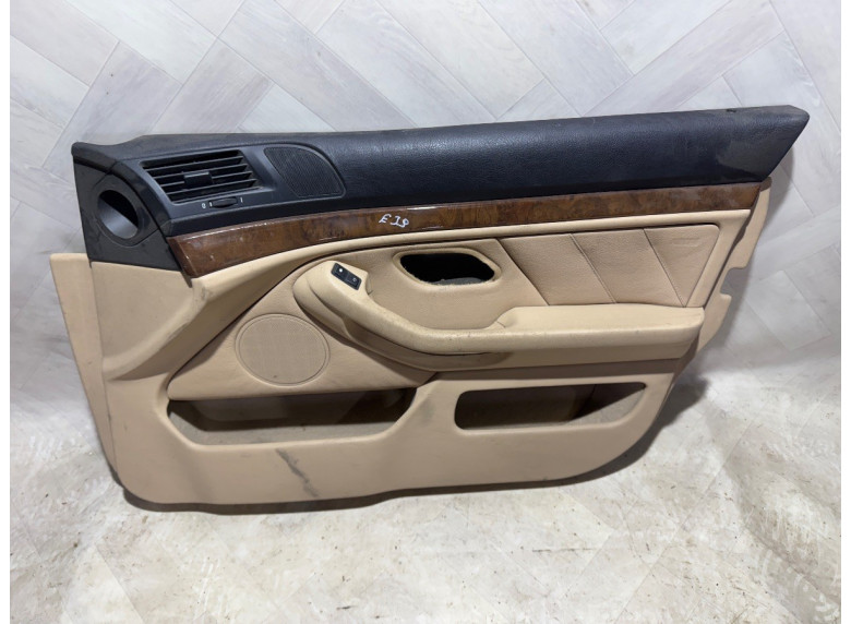 Обшивка двери передней правой (дверная карта) к BMW 5 E39, 2001г.