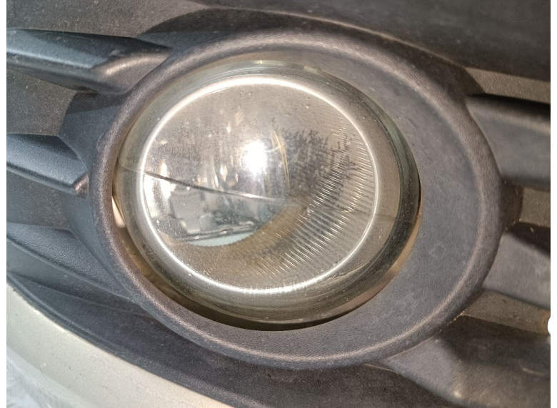 Фара противотуманная правая к Opel Zafira, 2006г.