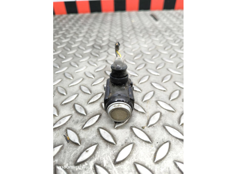 Датчик парктроника к Mercedes C W203, 2002г.