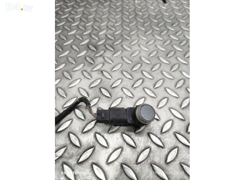 Датчик парктроника к Opel Zafira undefined г.