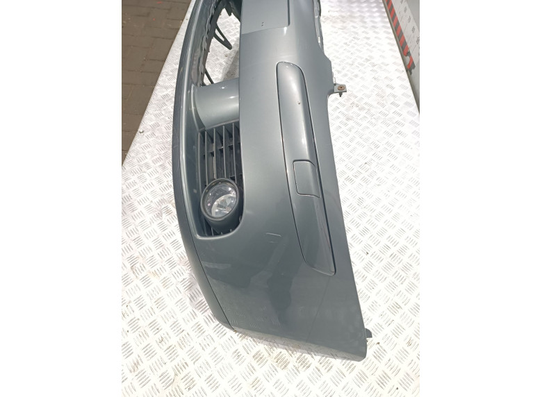 Бампер передний к Volkswagen Golf, 2006г.