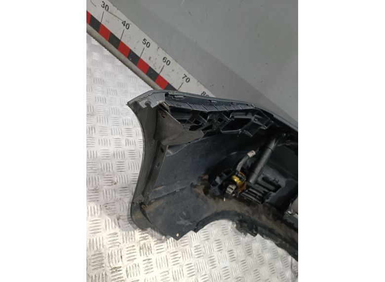 Бампер передний к Volkswagen Golf, 2006г.