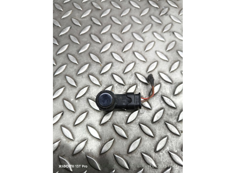 Датчик парктроника к Volkswagen Golf, 2010г.