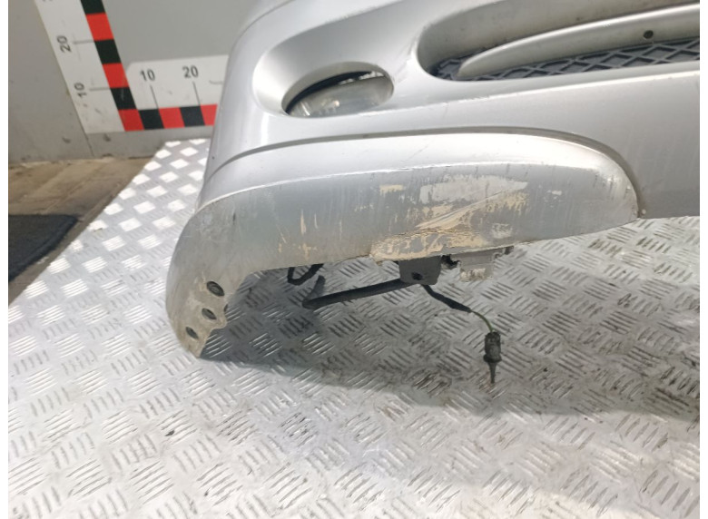 Бампер передний к Mercedes C W203, 2005г.