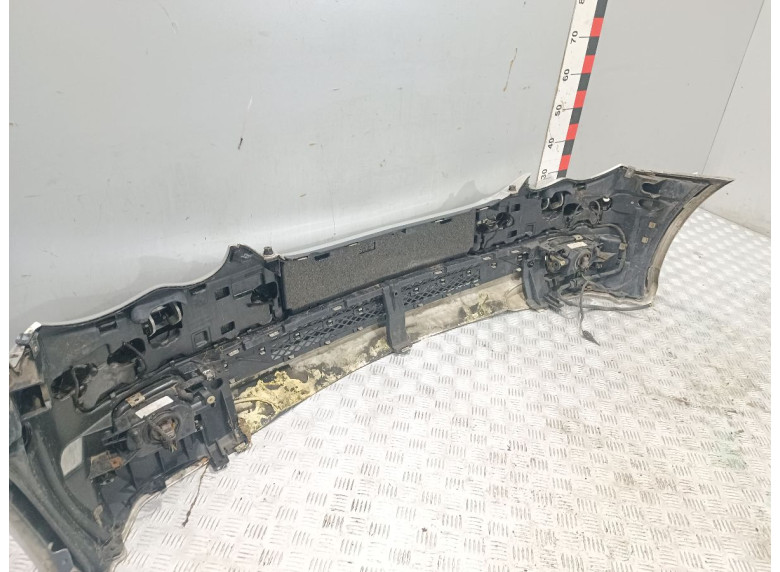 Бампер передний к Mercedes C W203, 2005г.