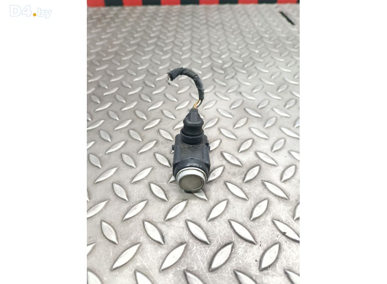 Датчик парктроника к Mercedes CW203 undefined г.