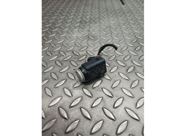 Датчик парктроника к Mercedes C W203, 2005г.