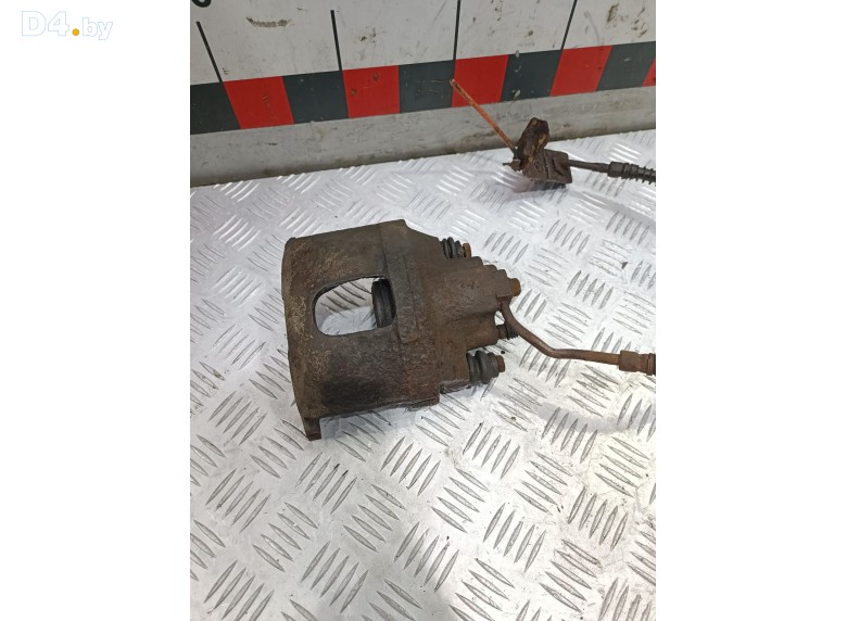 Суппорт передний правый к Kia Sportage undefined г.