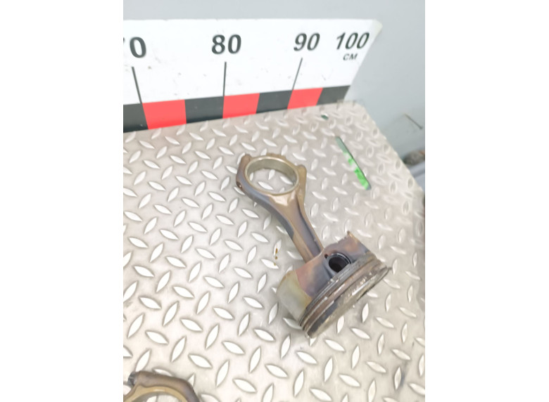 Поршень к BMW 7 E65/E66, 2005г.