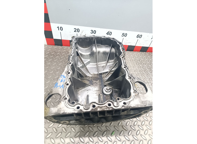 Поддон к Volvo V40