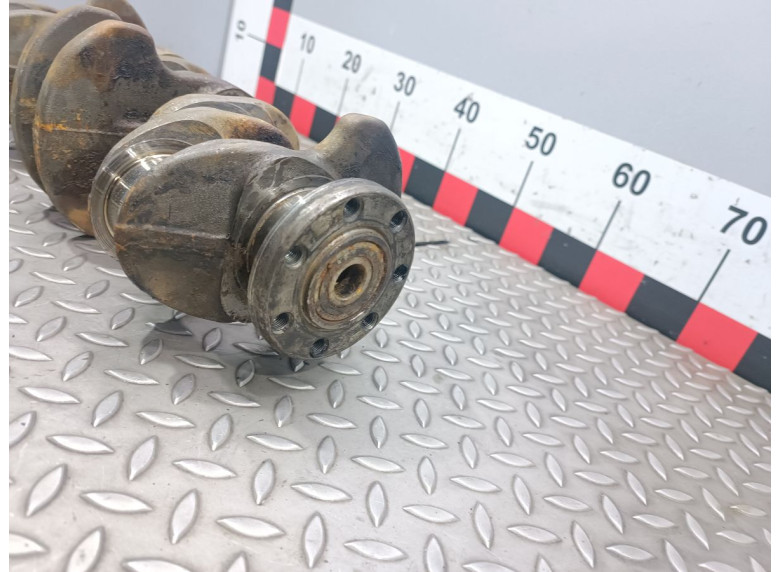 Коленвал к Коленвал к Volvo V40 undefined г. V40