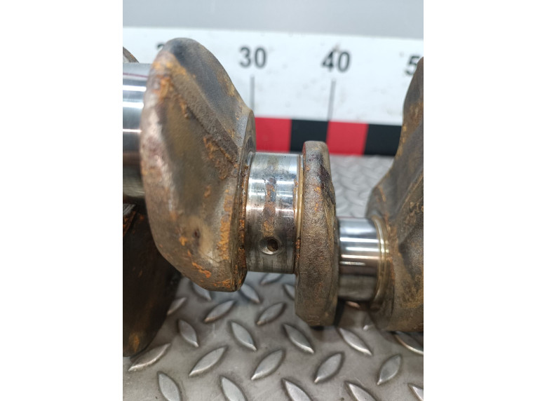 Коленвал к Коленвал к Volvo V40 undefined г. V40