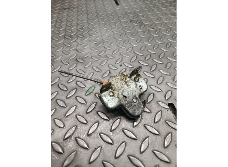 Замок багажника к Opel Vectra, 1998г.