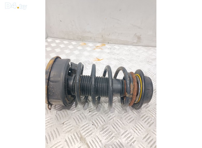 Пружина передняя к Volkswagen Passat undefined г.