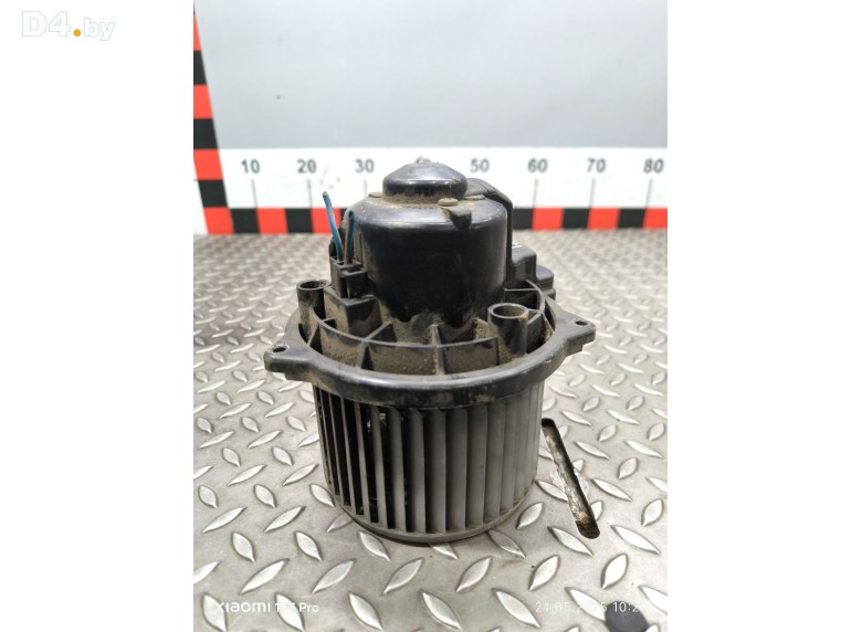 Моторчик печки к Daihatsu Sirion undefined г.