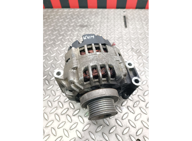 Генератор к Renault Scenic, 2000г.