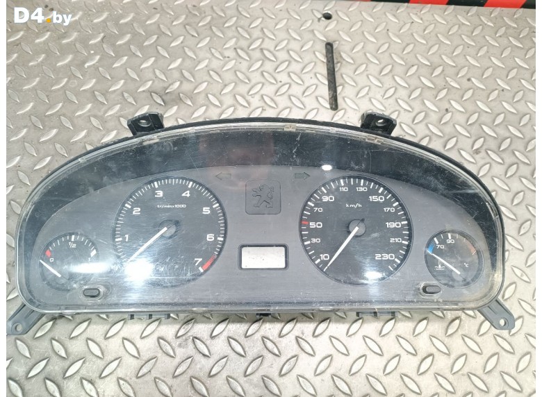 Щиток приборов (приборная панель) к Peugeot 406 undefined г.