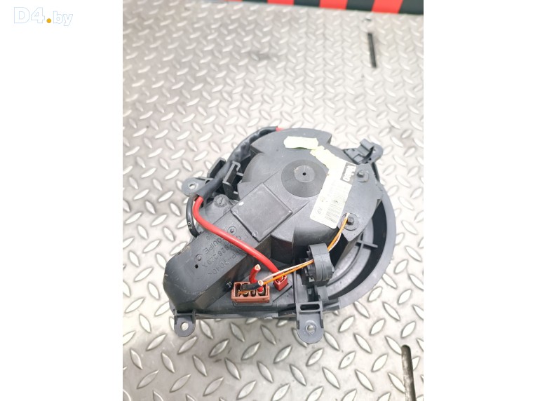 Моторчик печки к Peugeot 406 undefined г.