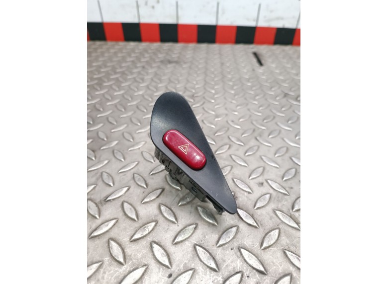 Кнопка аварийной сигнализации к Peugeot 406