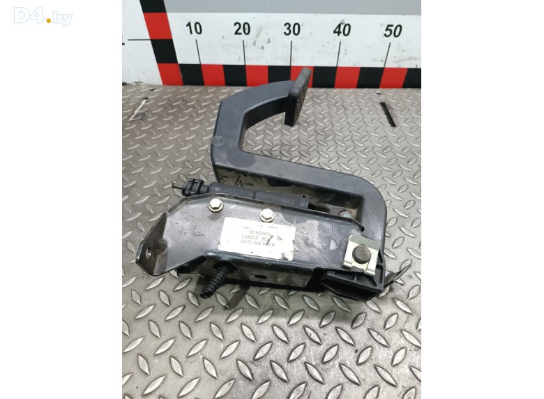 Педаль сцепления к Mercedes VitoW639 undefined г.