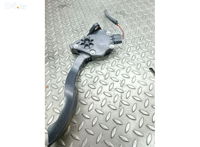 Педаль газа к Toyota Camry undefined г.